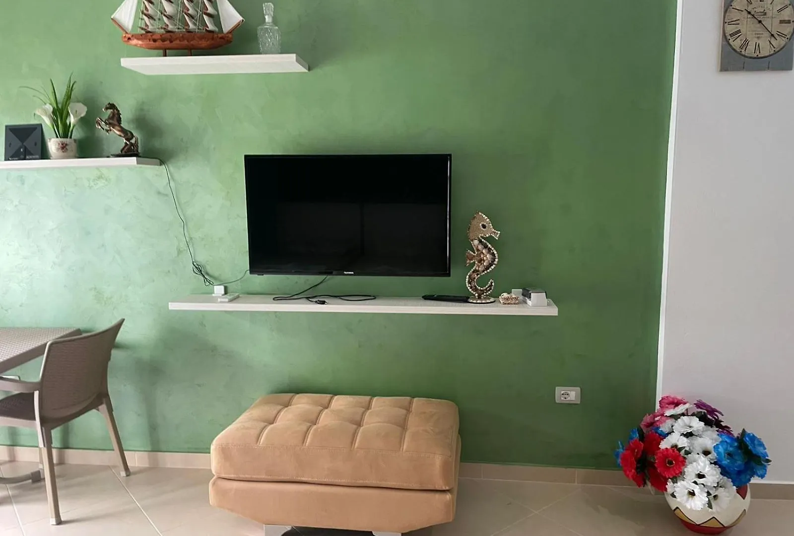 Wany Apartament Vlore 0*,